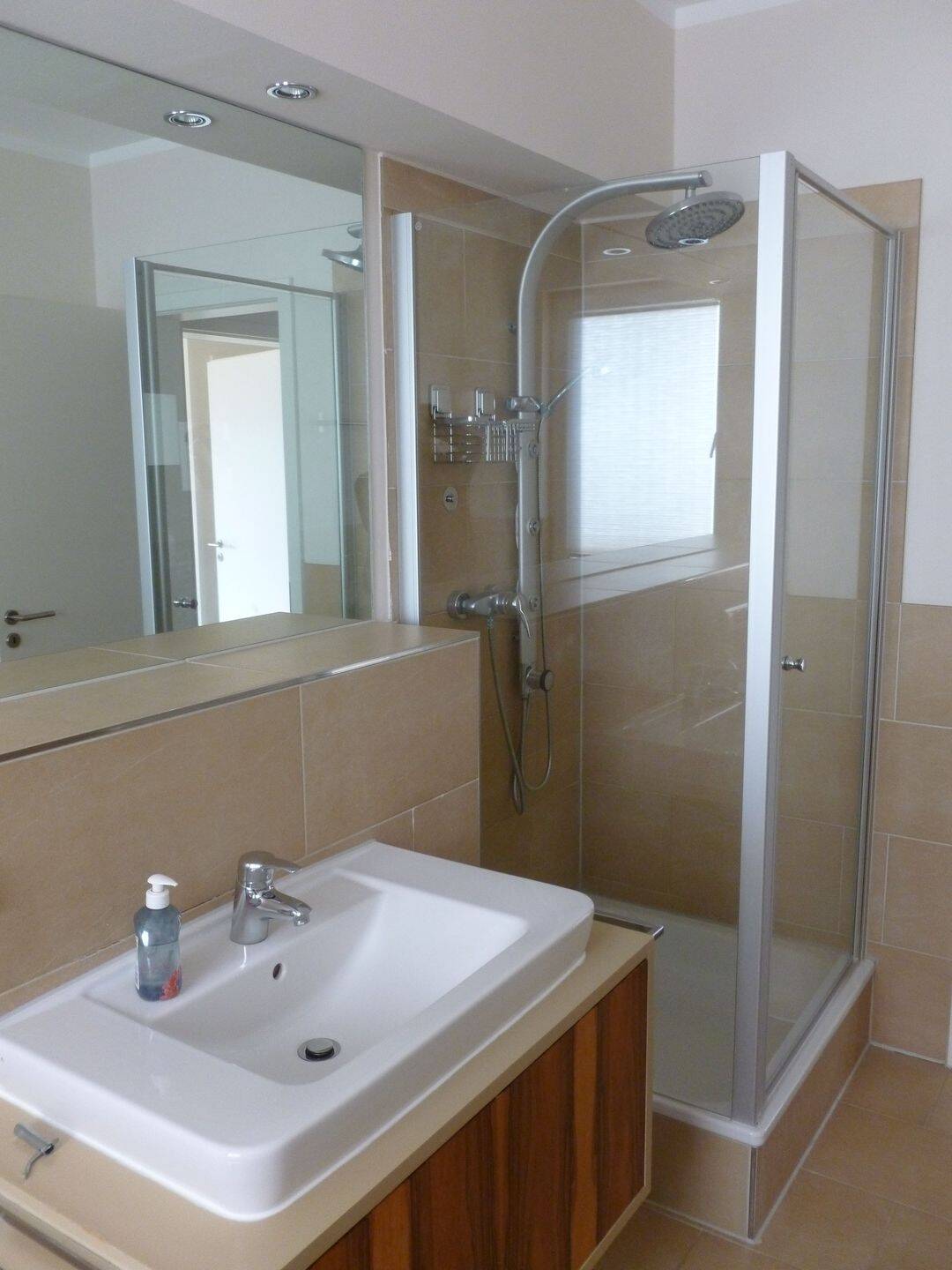 Großzügige, lichtdurchflutete Wohnung im Kölner Süden – Köln – Vorschaubild 7