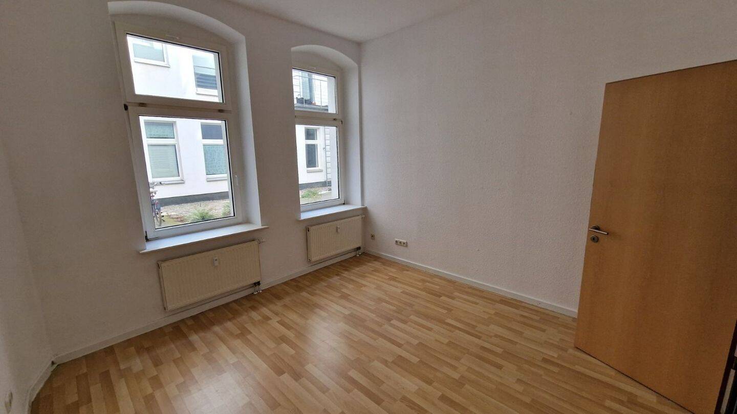 Helle 4-Zimmer-Wohnung mit Balkon und 119,92 m² Wohnfläche in Magdeburg – Magdeburg – Vorschaubild 6
