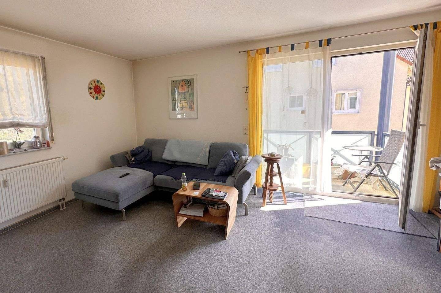 Helle 2 Zi. Wohnung in ruhiger Lage !! Anfang 2027 bezugsfrei !! – Würzburg – Vorschaubild 3