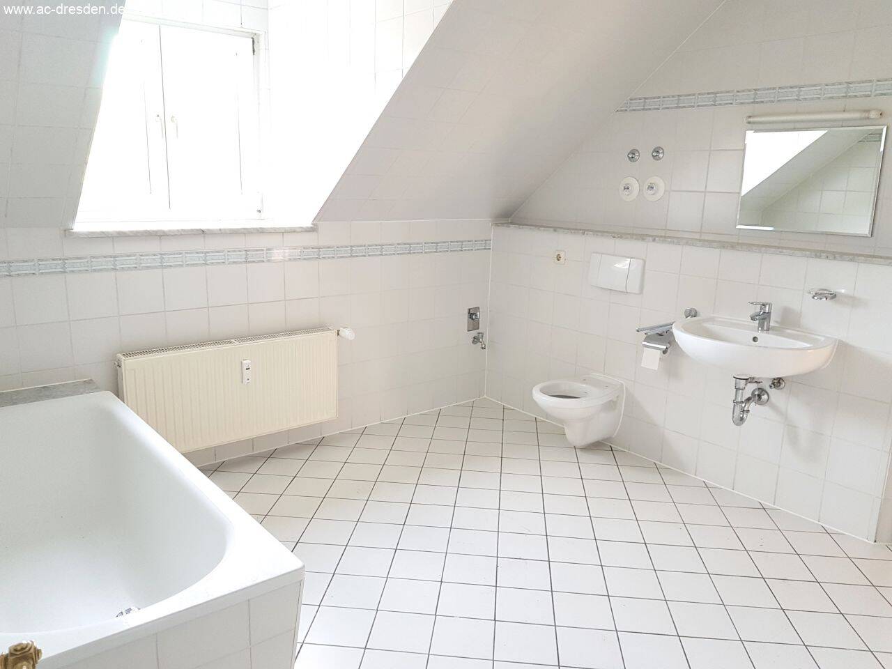 Lichtdurchflutete und großzügige 2-Zimmer-Dachgeschosswohnung im begehrten Stadtteil Schlosschemnitz – Chemnitz – Vorschaubild 9