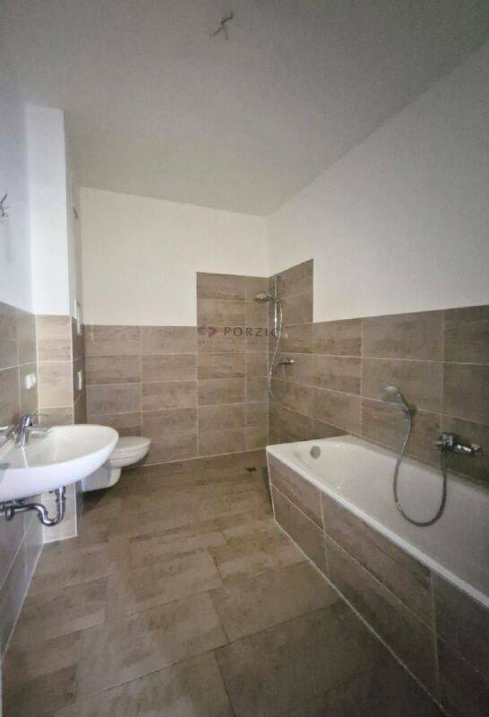 Großzügige helle 3- Raum-Wohnung – Ribnitz-Damgarten – Vorschaubild 3
