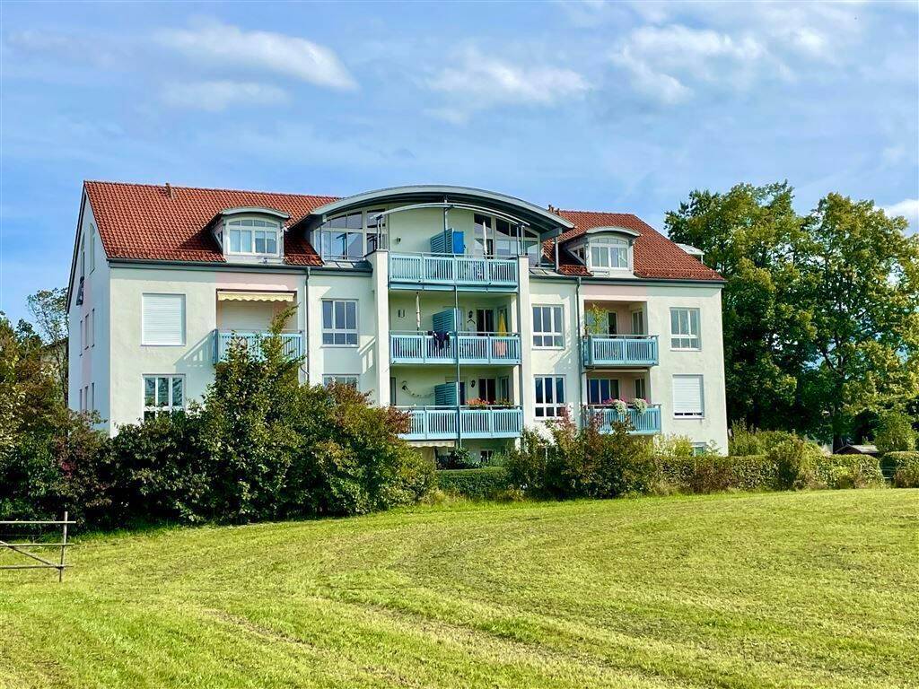 Luftige Dachgeschosswohnung mit Bergblick nähe UKM