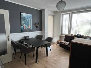 Schöne zwei Zimmer Wohnung mit Balkon und Aufzug in Regensburg Ost