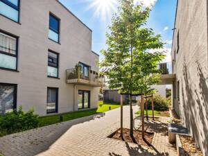Moderne 3 Zimmer Wohnung mit Balkon im Grünen! – 13158 Berlin – Vorschaubild 9