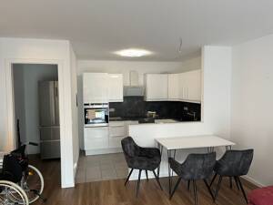 Komfortable Terrassenwohnung mit Gartennutzung Barrierefreies und altersgerechtes Wohnen – 45149 Essen – Vorschaubild 1