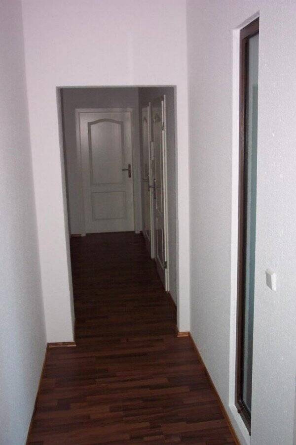 Geräumige schöne 2-Raum Wohnung, zentrumsnah, Stellplatz auf Wunsch – Naumburg (Saale) – Vorschaubild 8