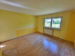 Attraktive 4-Zimmer-Wohnung mit zwei Balkons und einem beheizbaren Hobbyraum ... – 90768 Fürth – Vorschaubild 7