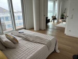 High-End Living im Luxus-Tower FiftyNine mit Elbe & Cityblick auf der Strandkaispitze – 20457 Hamburg – Vorschaubild 7