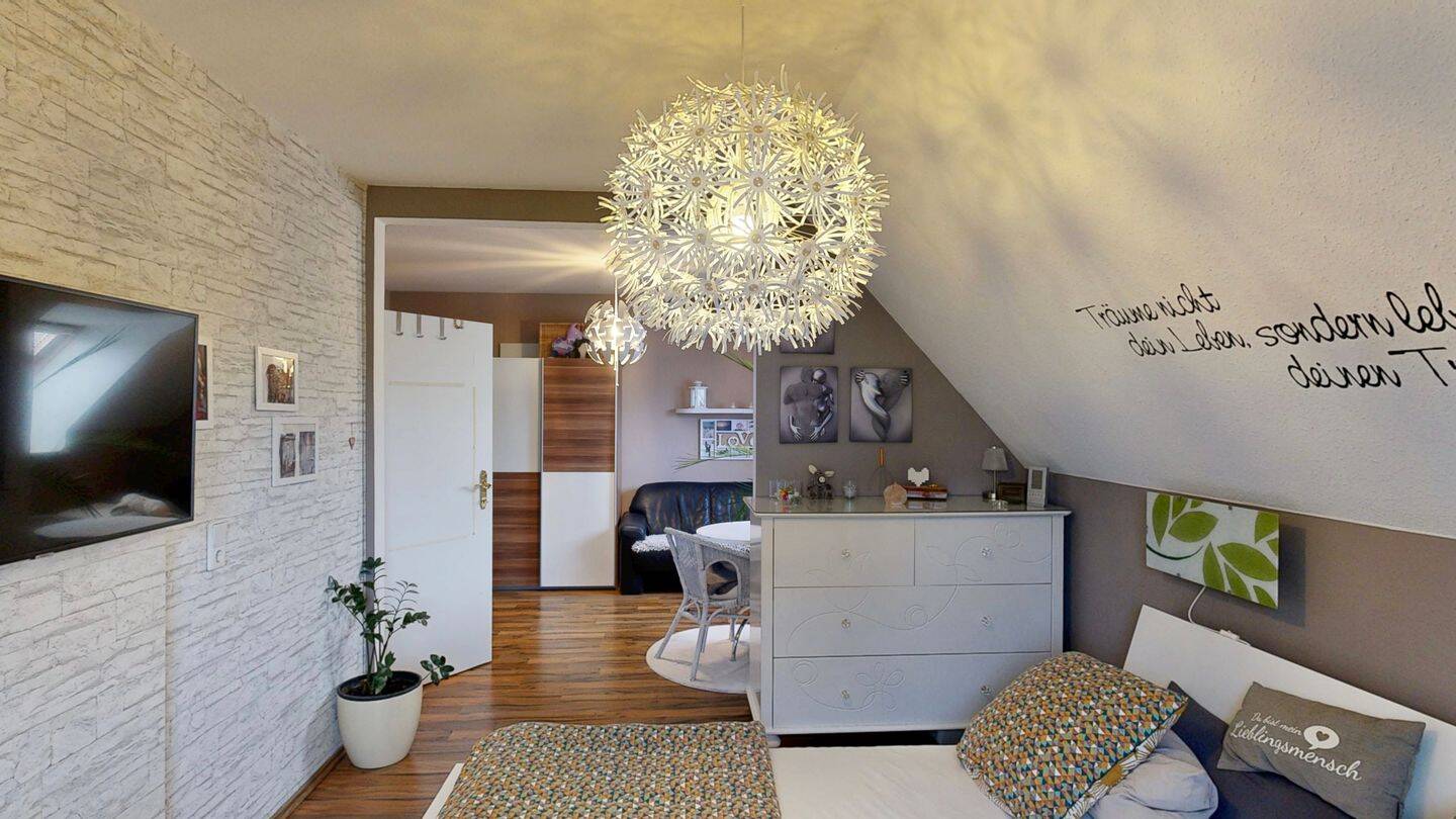 Sommer, Garten, Zuhause - 5-Zimmer-Doppelhaushälfte in Rosenthal – Berlin – Vorschaubild 9