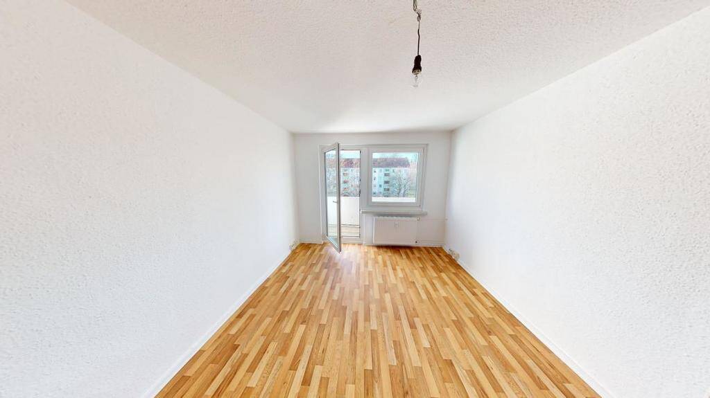 Helle 3-Raum-Wohnung mit Balkon und Tageslichtbad