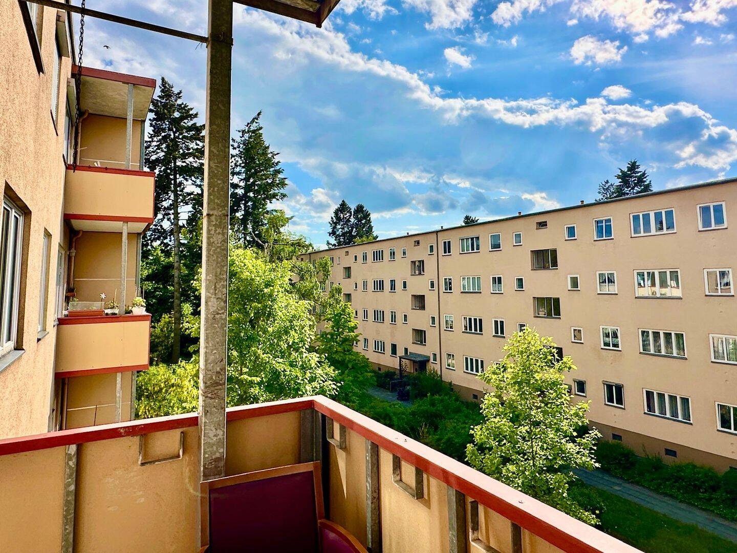 Freie 3-Zi.-Whg. + Einbauküche + West-Loggia + nahe Stadtpark STEGLITZ in der Rauchlosen Siedlung – Berlin – Vorschaubild 2