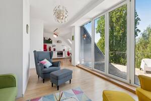 Wohnhighlight nahe Treptower Park - Dachgeschosswohnung mit sonniger Dachterrasse – 12435 Berlin – Vorschaubild 2