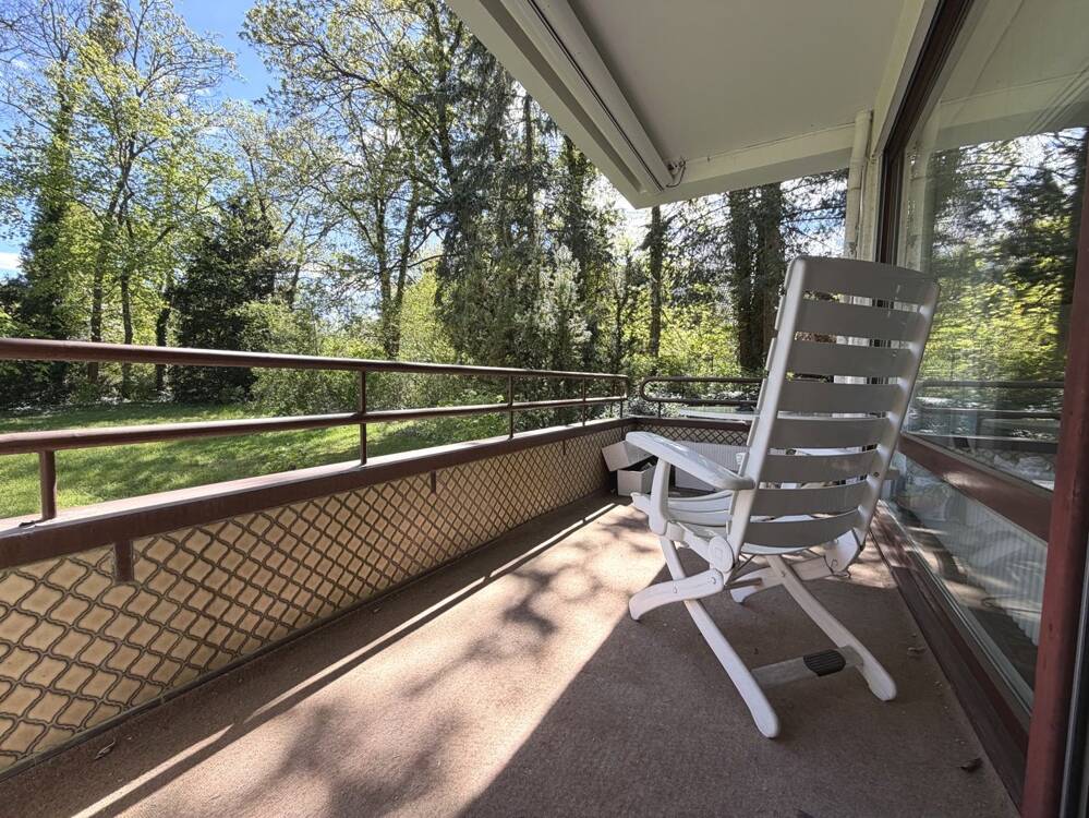 Attraktive Wohnung (EG) mit viel Platz in gefragter Lage, Balkon mit Gartenblick und eigener Garage – Berlin – Vorschaubild 4