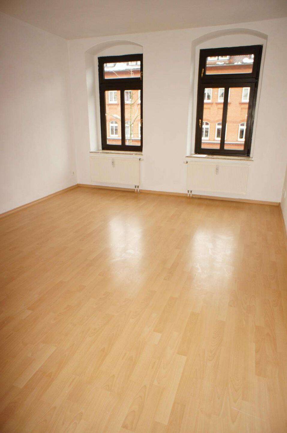 Offene Küche + Bad mit Wanne + 2. OG** – Chemnitz – Vorschaubild 4