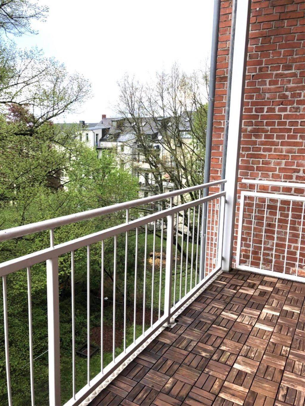Kaßberg ~ 3 Raum Wohnung ~ Tageslichtbad ~ Balkon – Chemnitz – Vorschaubild 3