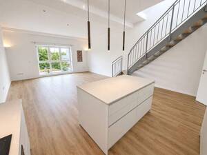 Stilvolle Penthaus-Wohnung mit traumhafter Dachterrasse und besonderem Charme in Fürth! – 90763 Fürth – Vorschaubild 9