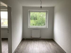 Großzügige 3,5-Zimmer-Wohnung mit Balkon in grüner Lage – 33609 Bielefeld – Vorschaubild 2