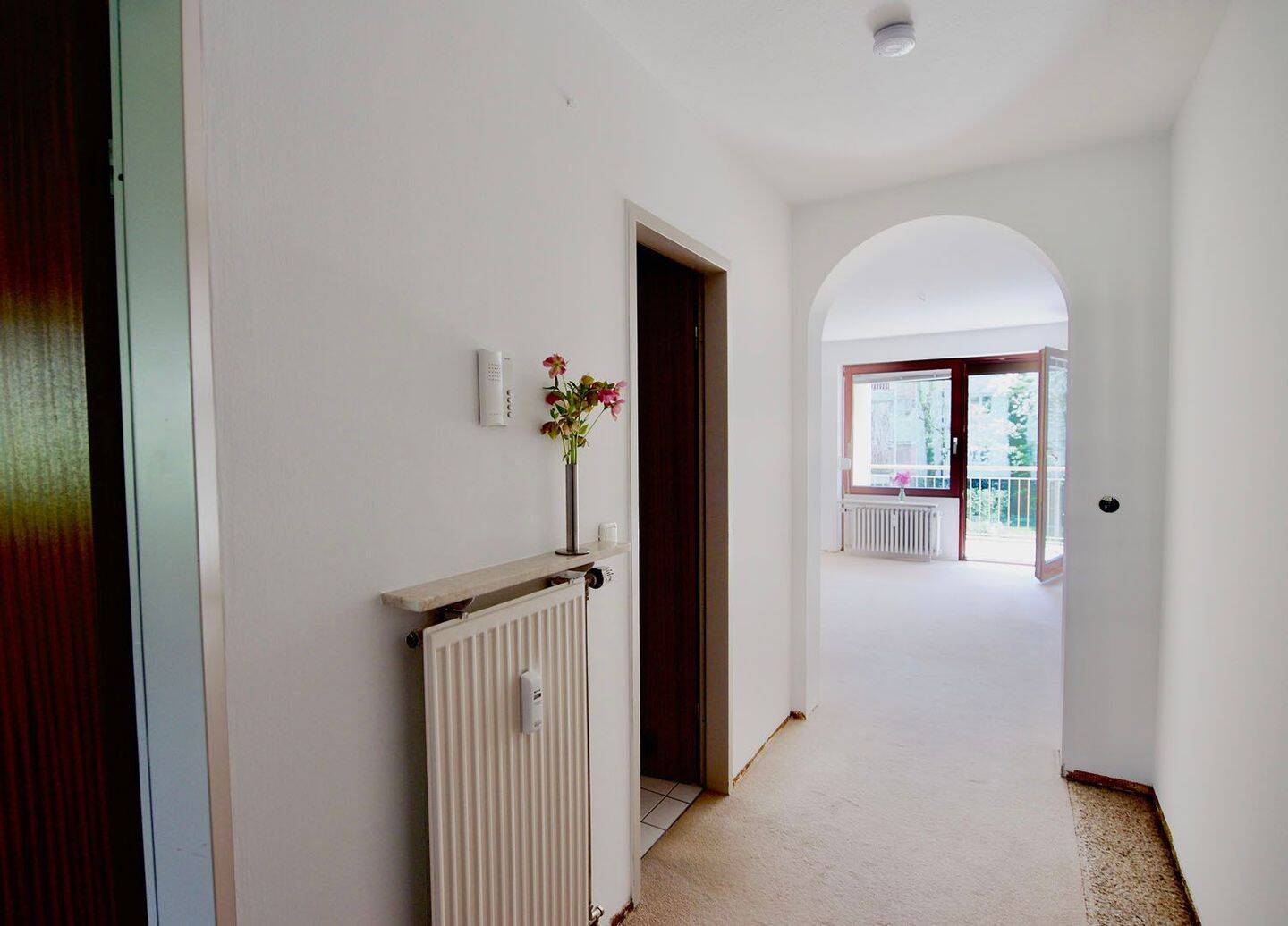 Tolle 2-Zimmer-Wohnung mit Balkon, Lift und Parker – München – Vorschaubild 7