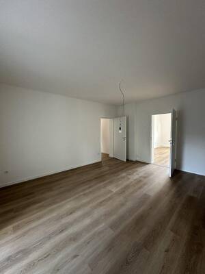 Frisch renovierte 4-Zimmer Wohnung in Essen-Frohnhausen – 45145 Essen – Vorschaubild 2