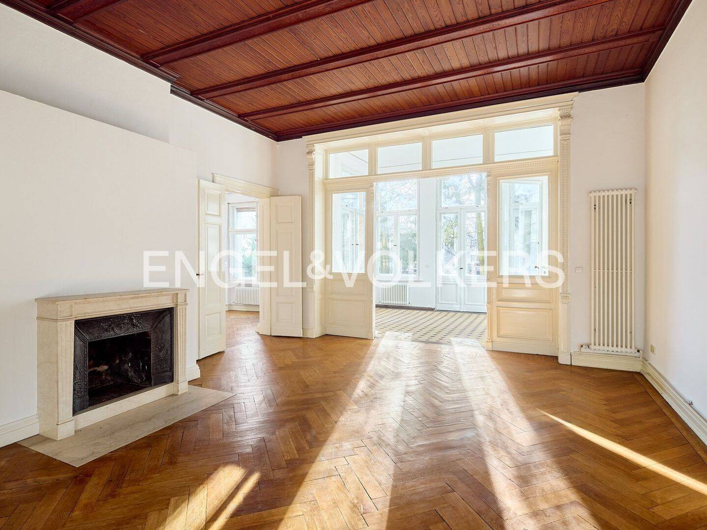Stilvolle Altbauwohnung mit eigenem Garten und separater Einliegerwohnung – Berlin – Vorschaubild 8