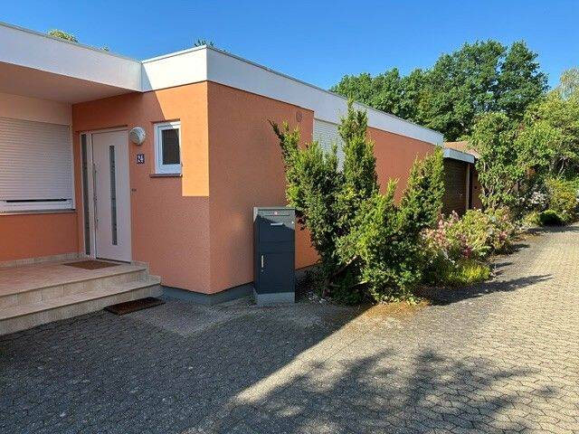 Familienfreundliches Haus mit Garten in Nürnberg-Langwasser - Erstbezug nach Renovierung