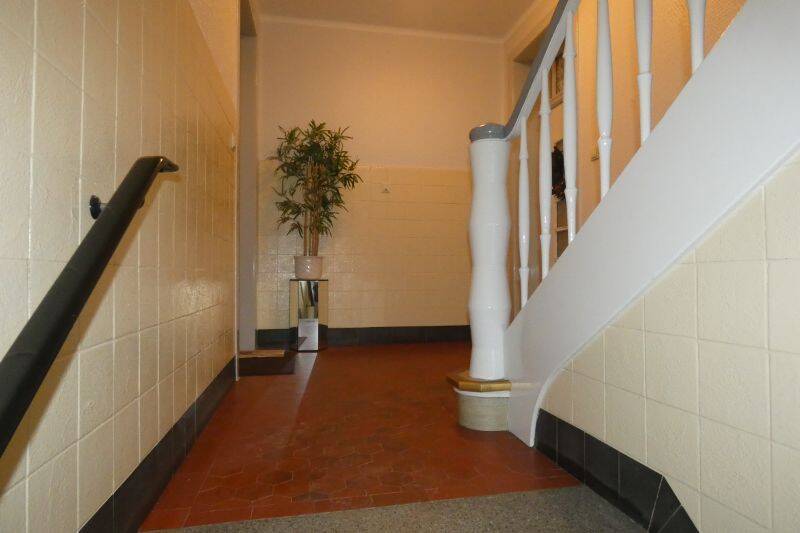 Charmante 3-Zimmer-Altbauwohnung im Erdgeschoss – Bielefeld – Vorschaubild 5