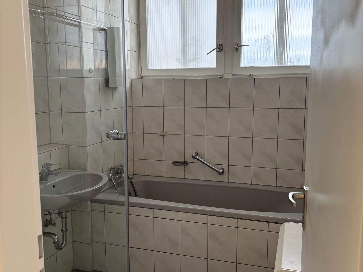 4-Zimmer Wohnung mit Balkon [VAC-17330] – Karlsruhe – Vorschaubild 4