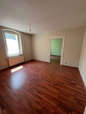 Absolut ruhig gelegene 2-Zimmer Wohnung in ruhigem Hinterhaus mit traumhaftem Blick auf den Park – 90765 Fürth – Vorschaubild 4