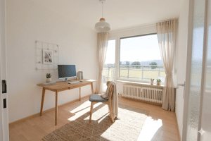 Sofort Einziehen: 4-Zimmer-Wohnung mit Weitblick in Freiburg-Tiengen – 79112 Freiburg im Breisgau – Vorschaubild 9
