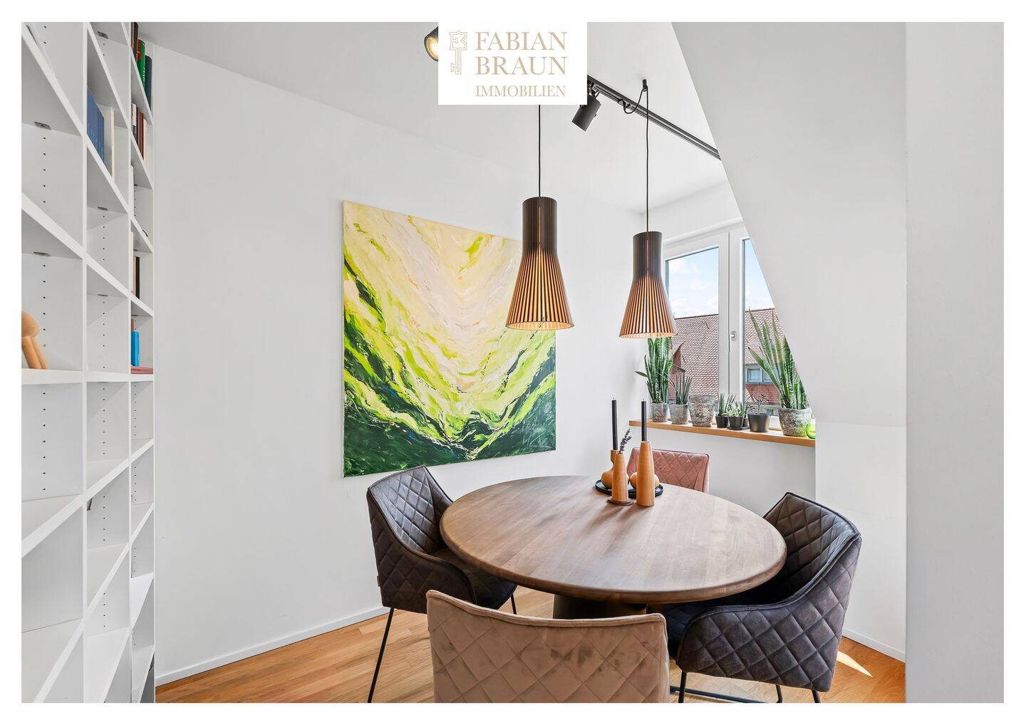 Exklusive 4-Zi-Maisonette-ETW, FBH, Balkon + Loggia, Parkett, Bulthaup Küche, Klima, TG-Stellplatz mit Wallbox, 90571 Schwaig – Schwaig bei Nürnberg – Vorschaubild 5