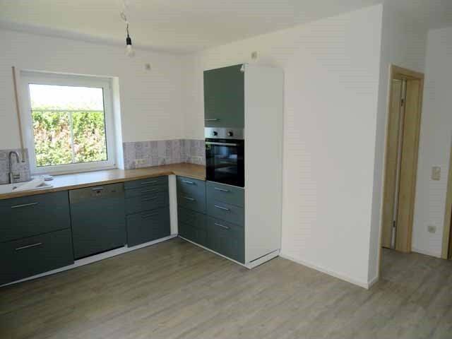 Attraktives Zweifamilienhaus mit Einliegerwohnung und großem Grundstück in Illschwang bei Amberg – Illschwang – Vorschaubild 4