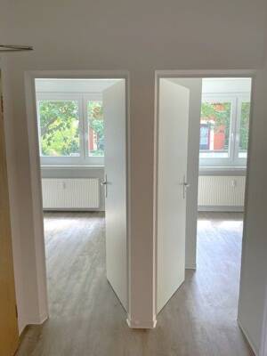 Für die ganze Familie: geräumige 5-Zimmer-Wohnung – 1069 Dresden – Vorschaubild 8