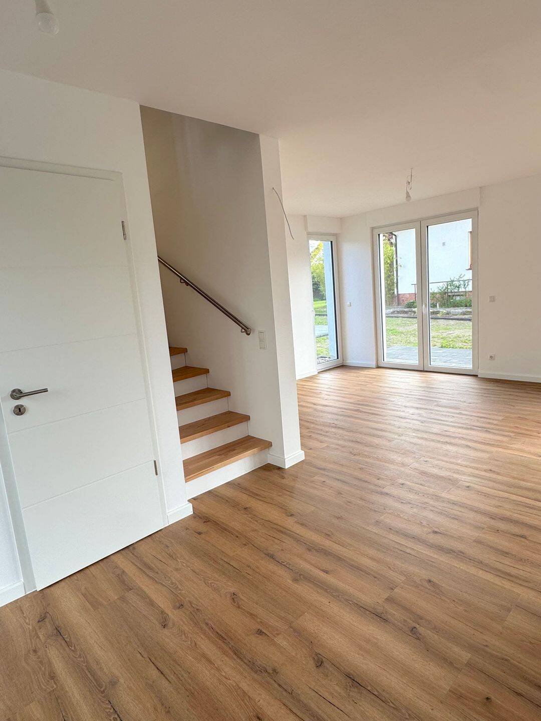 Stilvoller Wohntraum - Neubau Einfamilienhaus in begehrter Lage – Nienburg (Weser) – Vorschaubild 3
