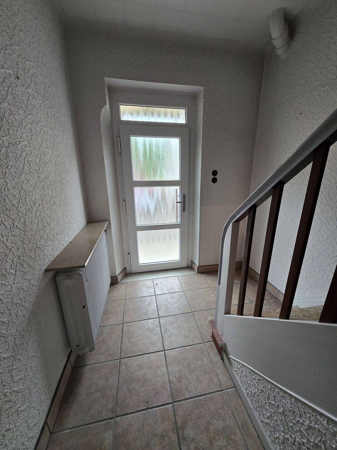 Charmantes Reiheneckhaus mit 6 Zimmern - Platz für die ganze Familie – Völklingen – Vorschaubild 2