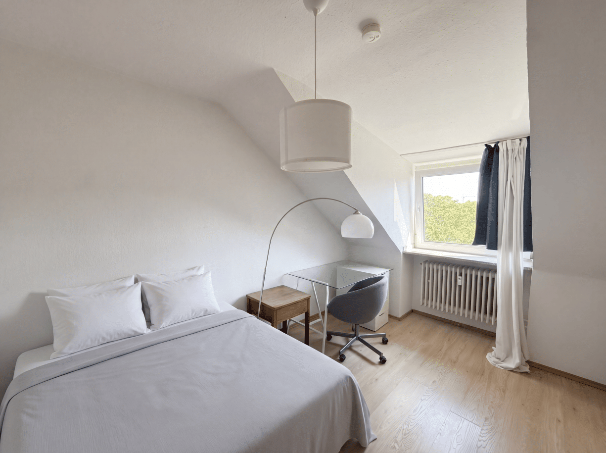 Schnell sein lohnt sich! Helle 2-Zimmer-Wohnung mit Aufzug – Düsseldorf – Vorschaubild 4