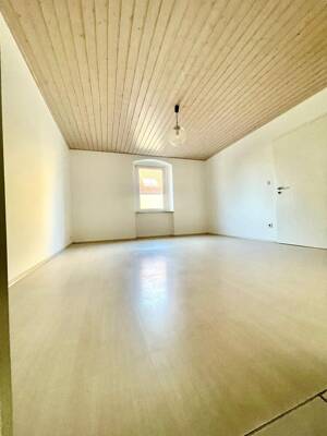 MAIER - Flexibles Wohnen am Regen: freie 2- bis 3-Zimmer-Wohnung mit TG! – 93059 Regensburg – Vorschaubild 7