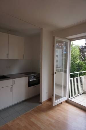 München-Sendling, zentrale, ruhige 1-Zi.Wohnung mit Südbalkon – 81369 München – Vorschaubild 3