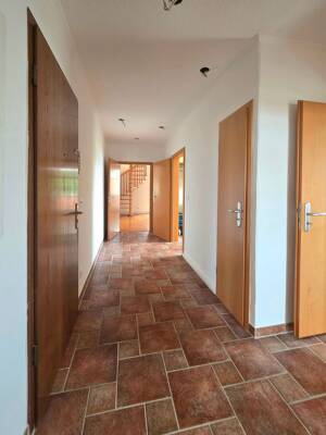 Frisch sanierte Maisonettewohnung in Cottbus – 3044 Cottbus – Vorschaubild 9