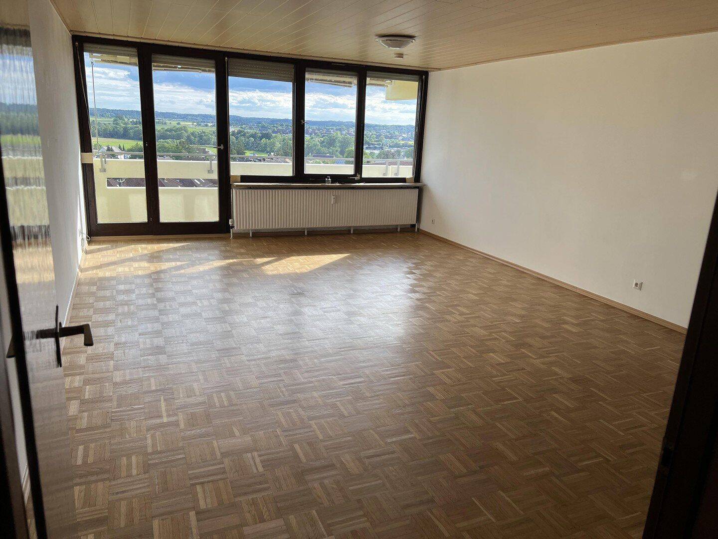 Lichtdurchflutete 4-Zimmer-Wohnung mit Fernblick - Crailsheim – Crailsheim – Vorschaubild 5