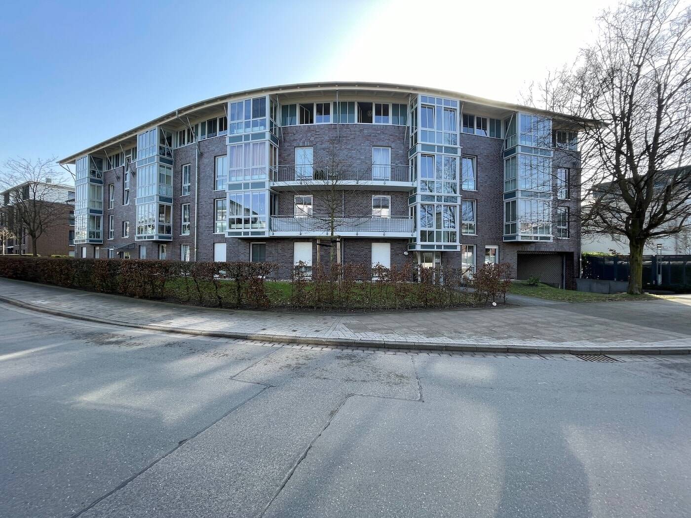 2-Zimmer Wohnung mit Balkon und Tiefgaragenstellplatz in Bemerode/Kirchrode