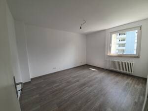 Mitten drin statt nur dabei: 2-Zimmer-Citywohnung – 44795 Bochum – Vorschaubild 5