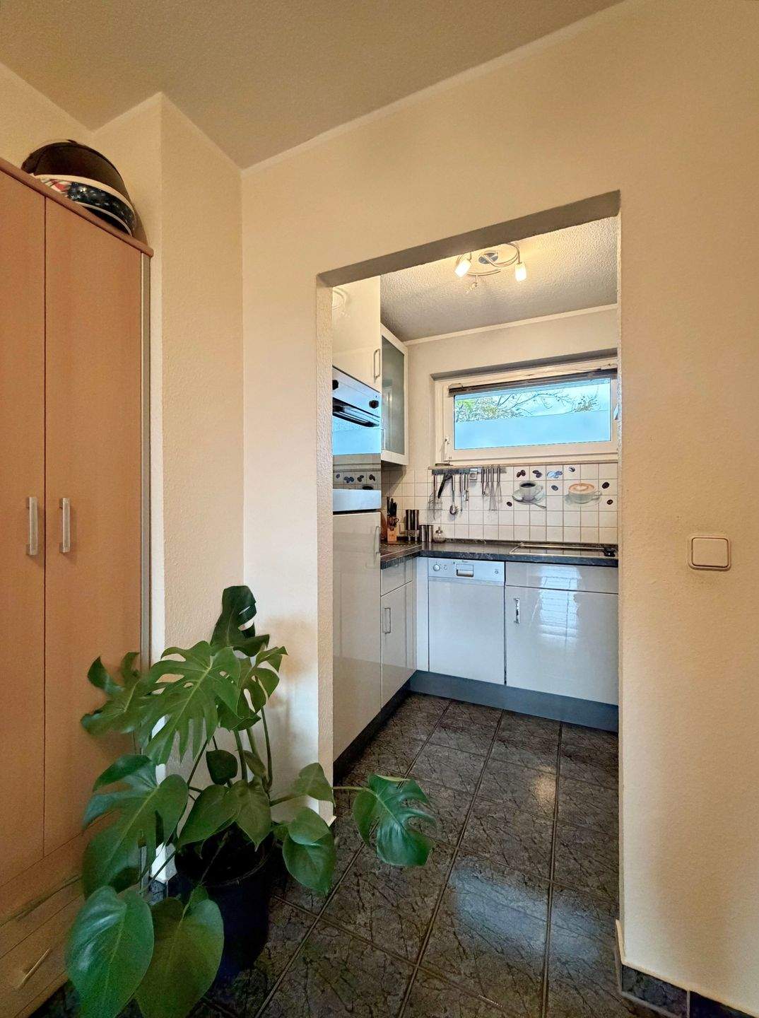 Für Singles o. Anleger: Gepflegte + barrierefreie 2-Zi.-Wohnung mit Balkon - Nähe Mittellandkanal – Hannover – Vorschaubild 7