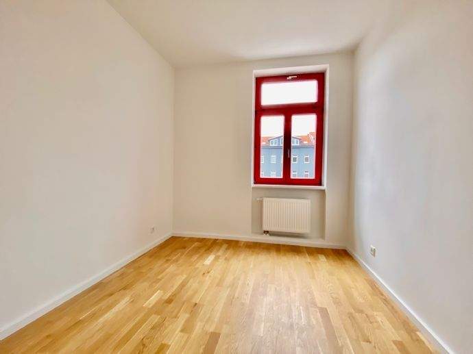 Geräumige 3-Raum-Wohnung mit Tageslichtbad – Erfurt – Vorschaubild 6