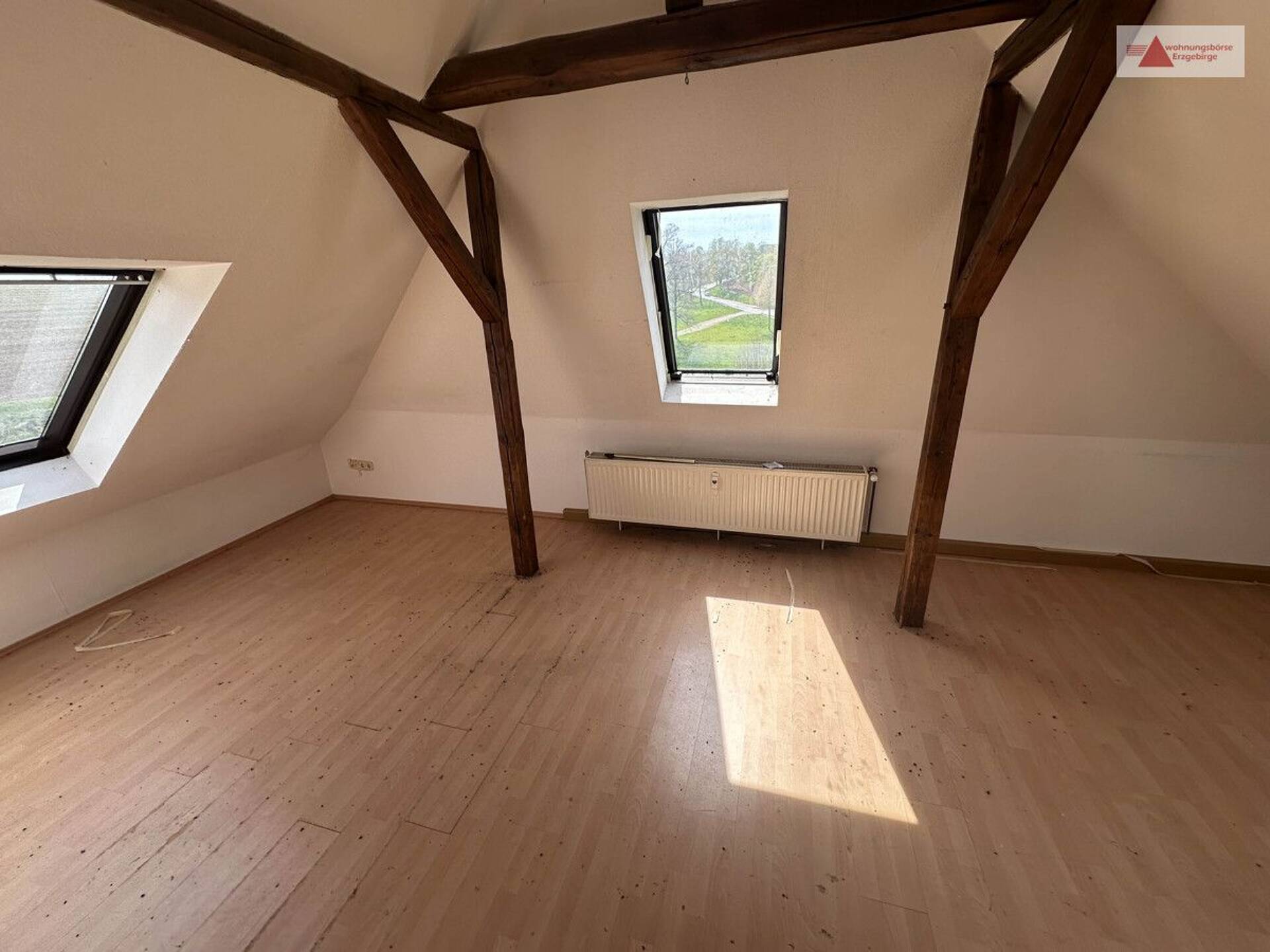 Mehrfamilienhaus in 08132 Mülsen / Mülsen Sankt Jacob mit 374,3 m² kaufen