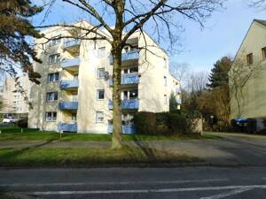 Mit Aufzug und Balkon, ideal im Alter ! Einzugsbereit neu renoviert für Sie! – 44803 Bochum – Vorschaubild 2