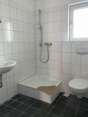 Wohnen in der Alsenstraße / 3 Zimmer DG Wohnung mit Dusche / WG tauglich – 44789 Bochum – Vorschaubild 6