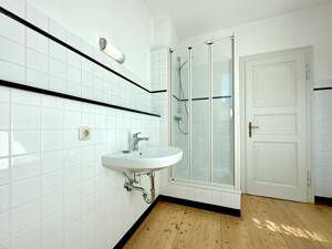 Lichtdurchflutete Dachgeschosswohnung in charmantem Altbau in Innenstadtlage – 33602 Bielefeld – Vorschaubild 5
