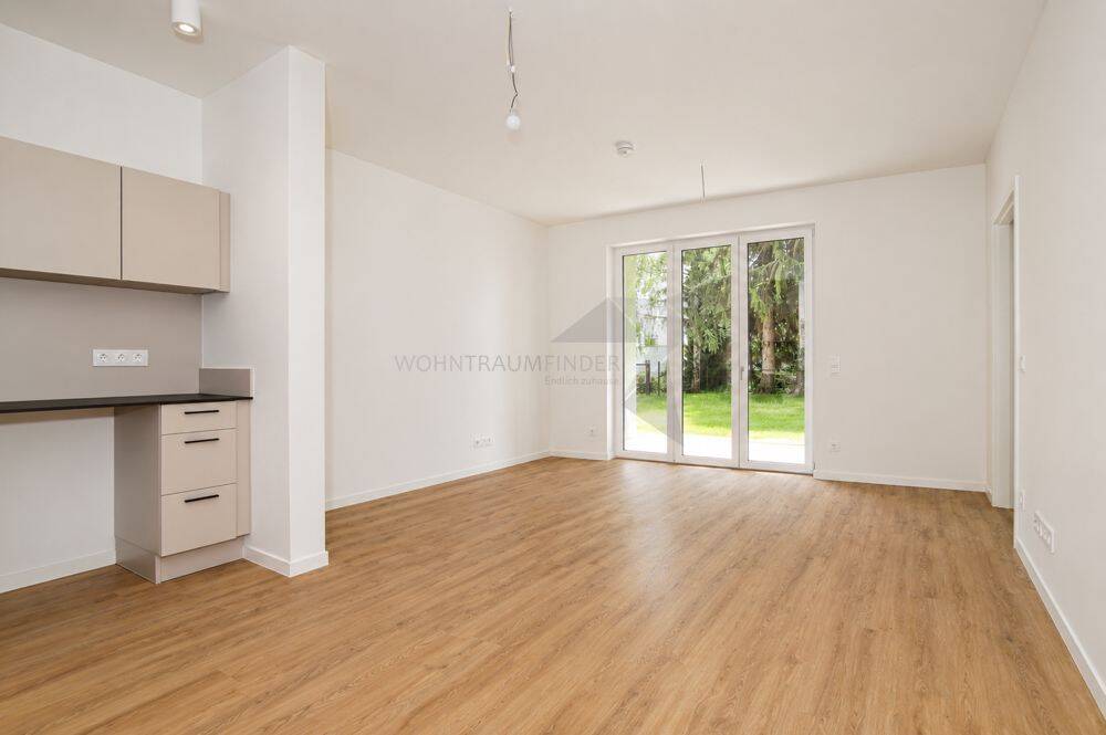 Wunderschöne 2 Raum EG-Wohnung mit Terrasse, Einbauküche und tollem Bad (barrierefrei-Rolligerecht) – Chemnitz – Vorschaubild 4