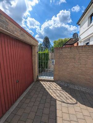 Gemütliches Reihenendhaus mit großem Garten, Terrasse, Garage und viel Nutzfläche – 45883 Gelsenkirchen – Vorschaubild 2