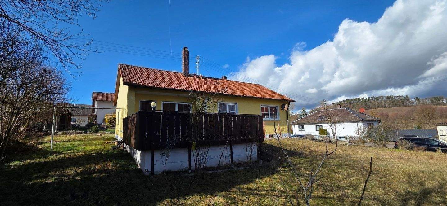 ZUHAUSE ANKOMMEN: BUNGALOW IN SCHÖNER ORTSRANDLAGE, IDEAL FÜR NATURLIEBHABER – Hallerndorf – Vorschaubild 2